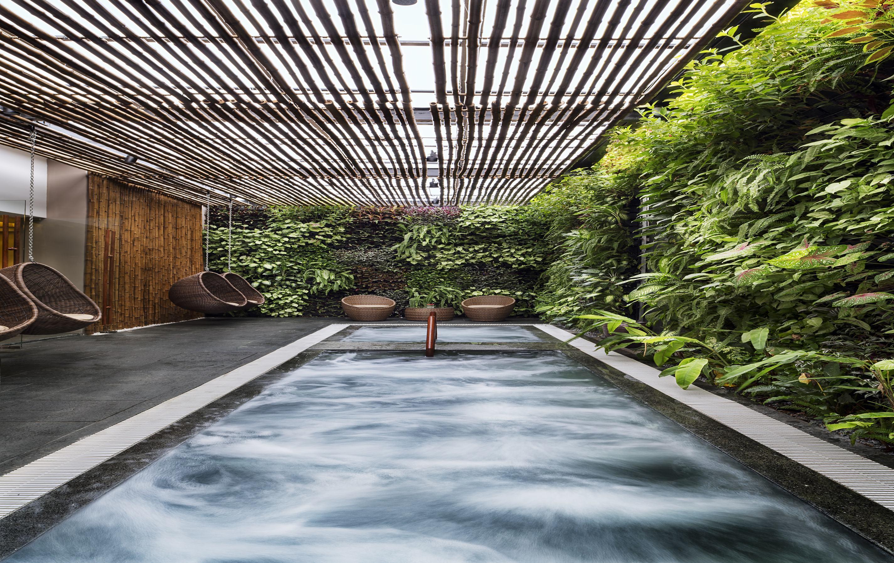 Alba Spa Hotel Hue Exterior photo