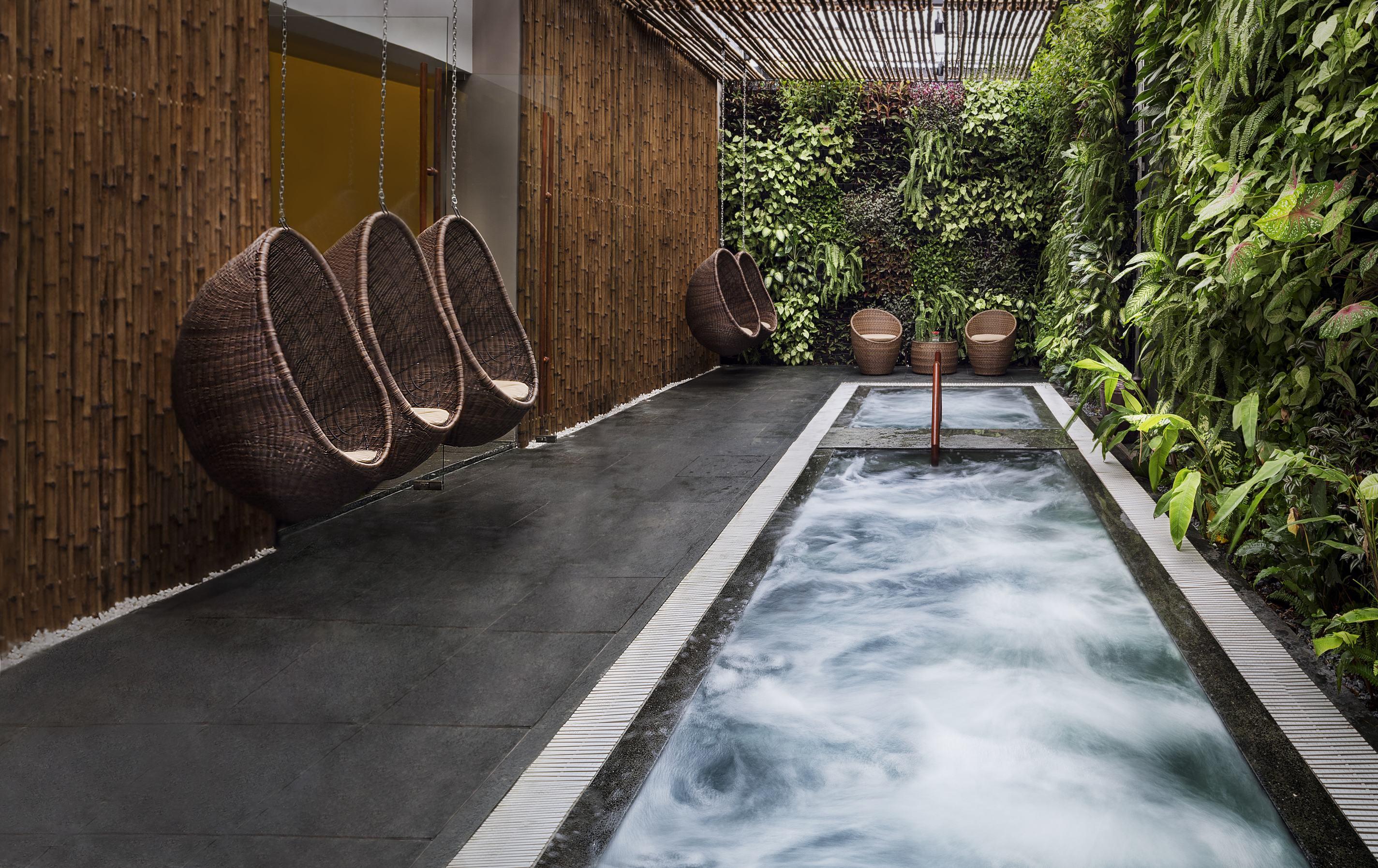 Alba Spa Hotel Hue Exterior photo