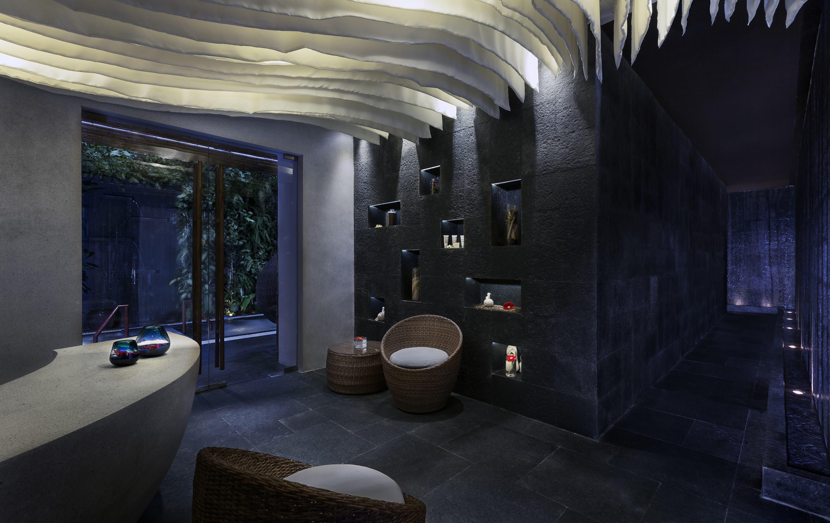 Alba Spa Hotel Hue Exterior photo