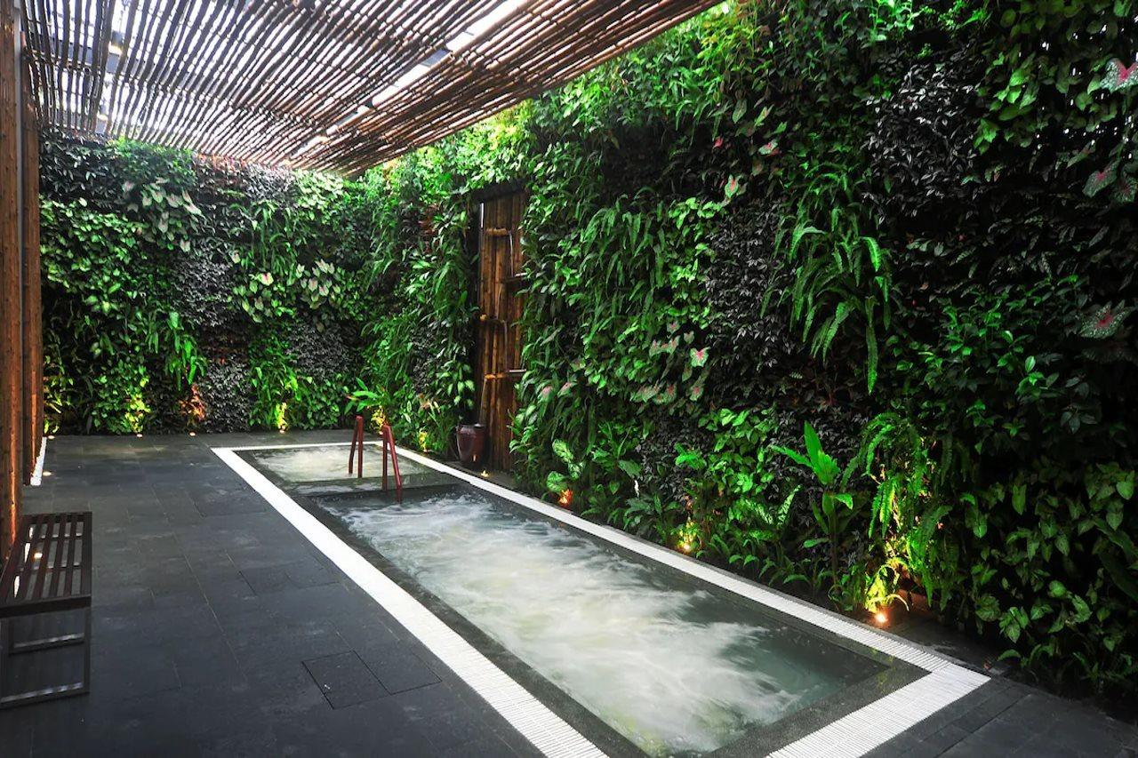 Alba Spa Hotel Hue Exterior photo